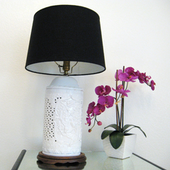 Vintage PIERCED BLANC De CHINE Bird and Dogwood Lamp